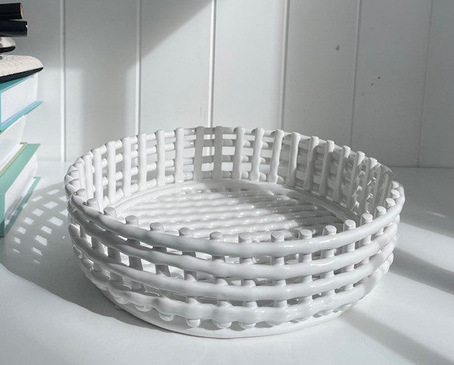 61K - Ceramic White Lattice Round Bowl 31X9Cm