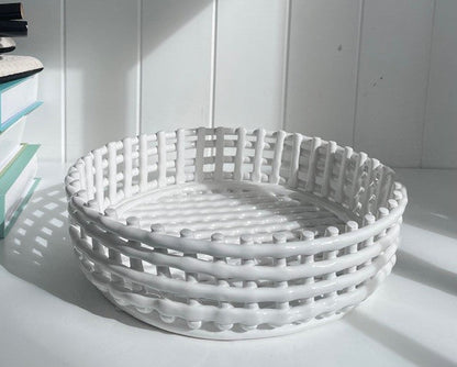 61K - Ceramic White Lattice Round Bowl 31X9Cm