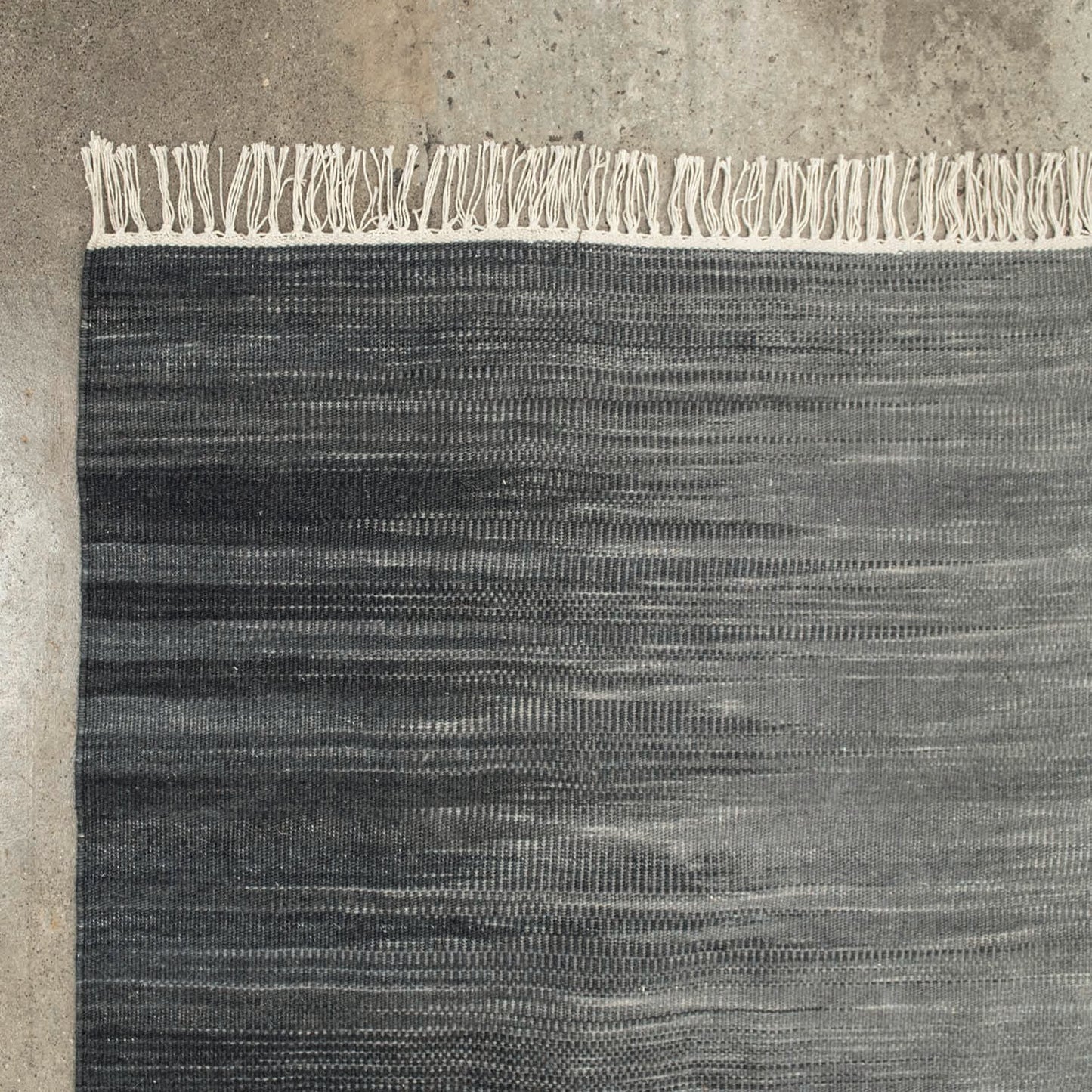 Tide Charcoal Rug 180X270Cm