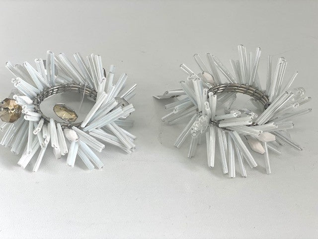 8F - Wreath Napkin Ring Wht/Slvr:Set10