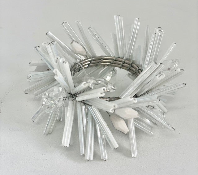 8F - Wreath Napkin Ring Wht/Slvr:Set10