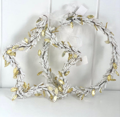 8K - Beaded Wreath Hanging Deco White/Gold