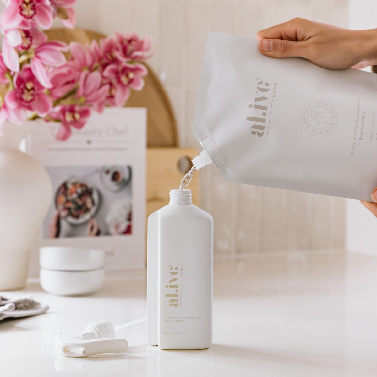 900Ml Bench Spray Refill - Lemon Myrtle & Honeydew