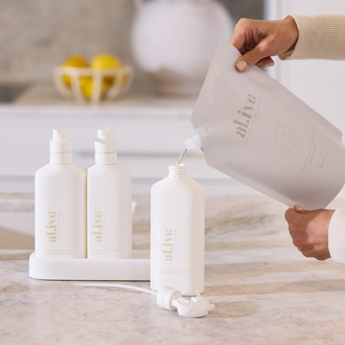900Ml Bench Spray Refill - Lemon Myrtle & Honeydew