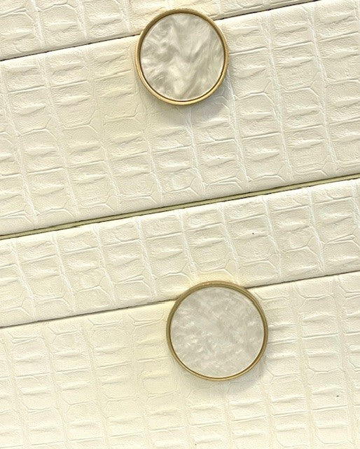 98A White Decor Box W/Mother Of Pearl Deco  22X16X9Cm