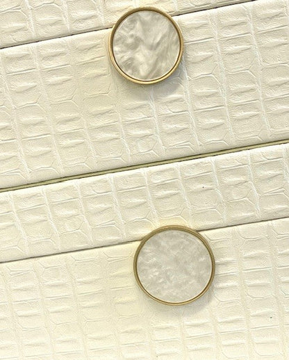 98A White Decor Box W/Mother Of Pearl Deco  22X16X9Cm