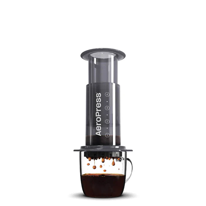 AeroPress コーヒーメーカー - オリジナル - ただ今店頭にございます!