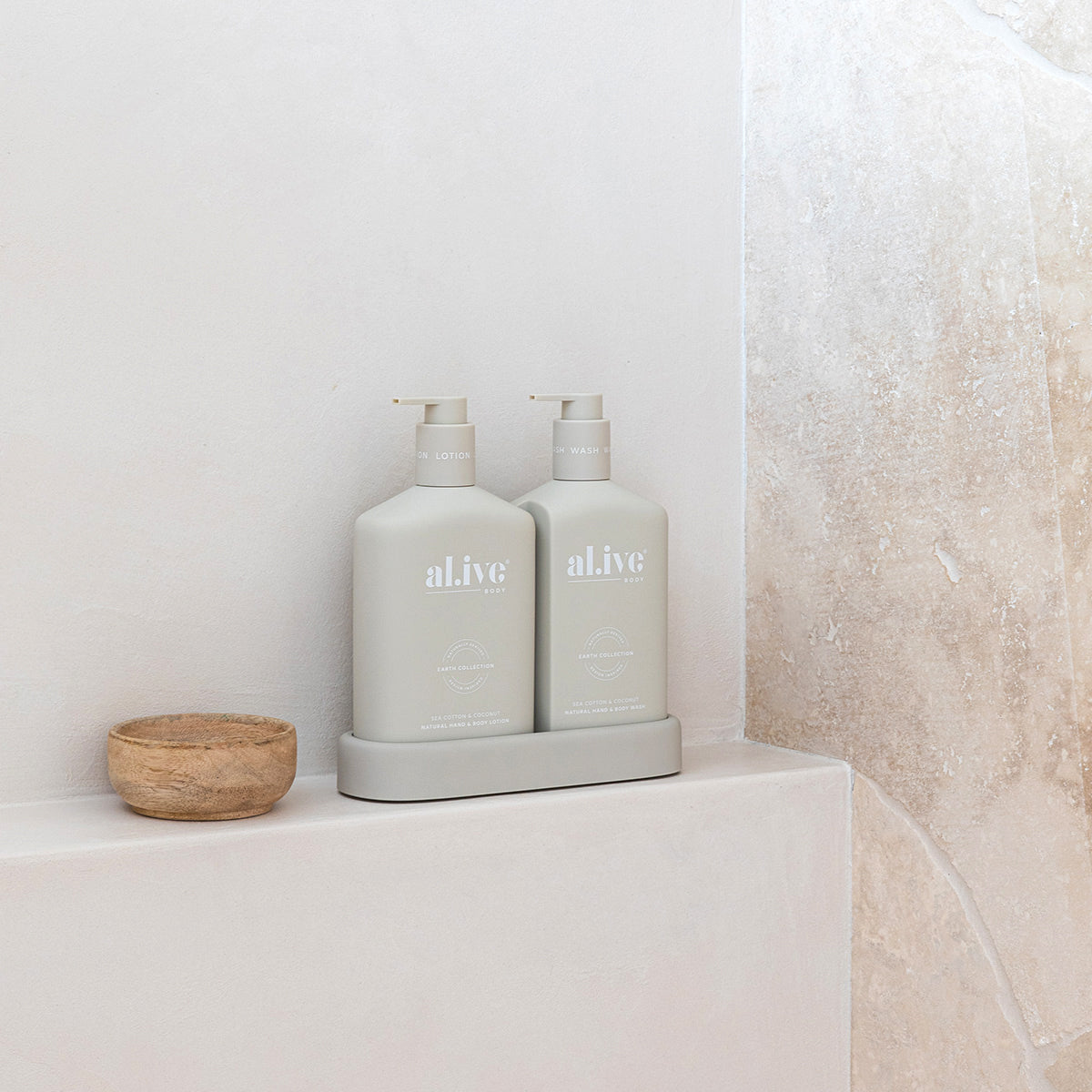 Alive Body Wash & Lotion Duo + Tray Sea Cotton & Coconut with tray