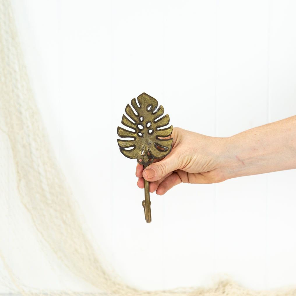 Monstera Hook - Dark #0318