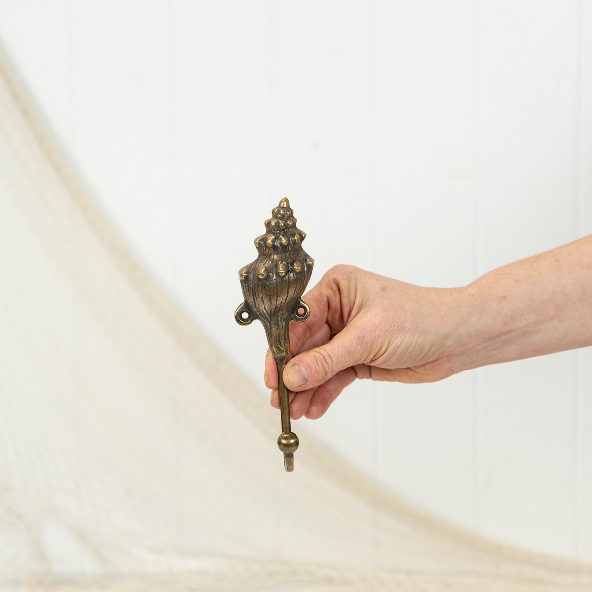 Trumpet Shell Hook -Dark (S) #0381