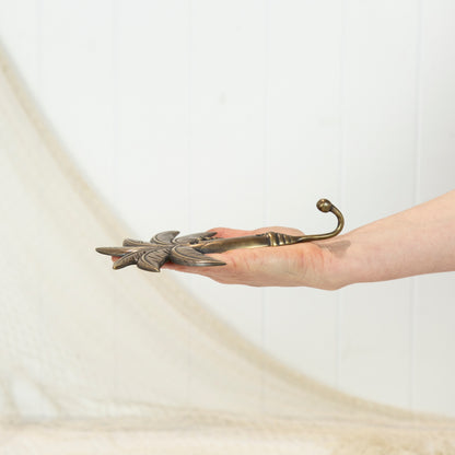 Banana Palm Hook- Dark #0383