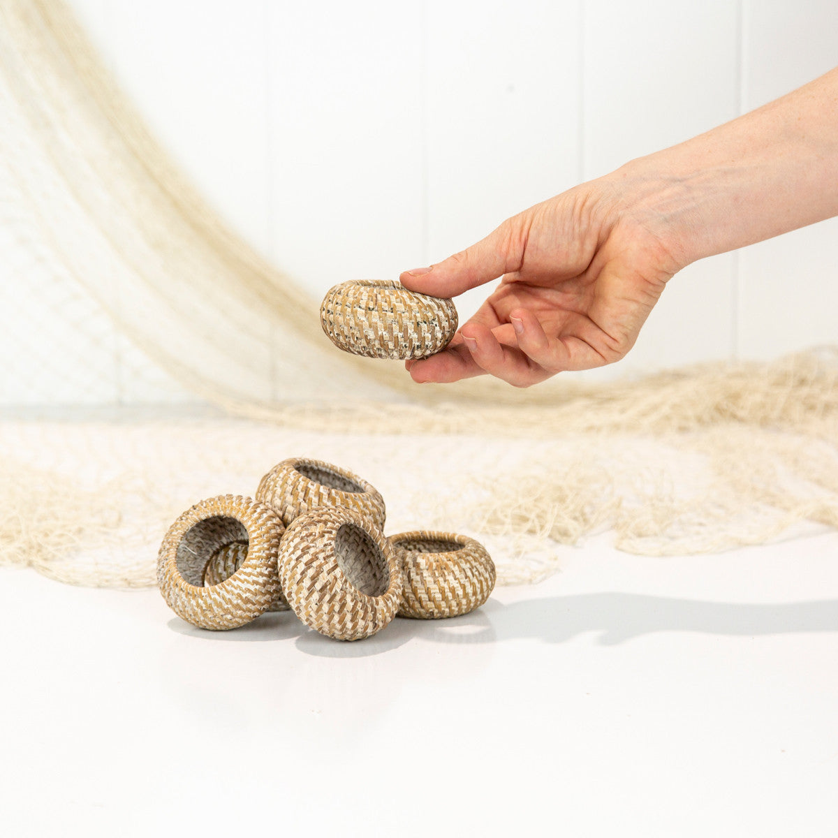 藤条餐巾环 - 白色