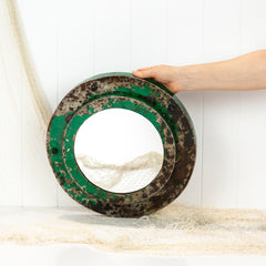 Metal Porthole Mirror Green (S)