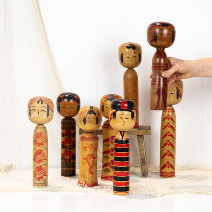 Japanese Kokeshi Dolls (L)