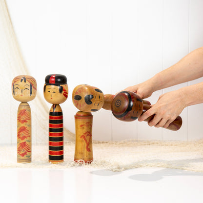 Japanese Kokeshi Dolls (L)