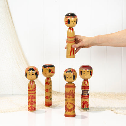 Japanese Kokeshi Dolls (M) #404