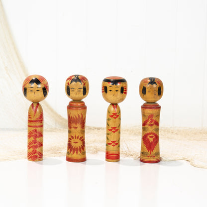 Japanese Kokeshi Dolls (M) #404
