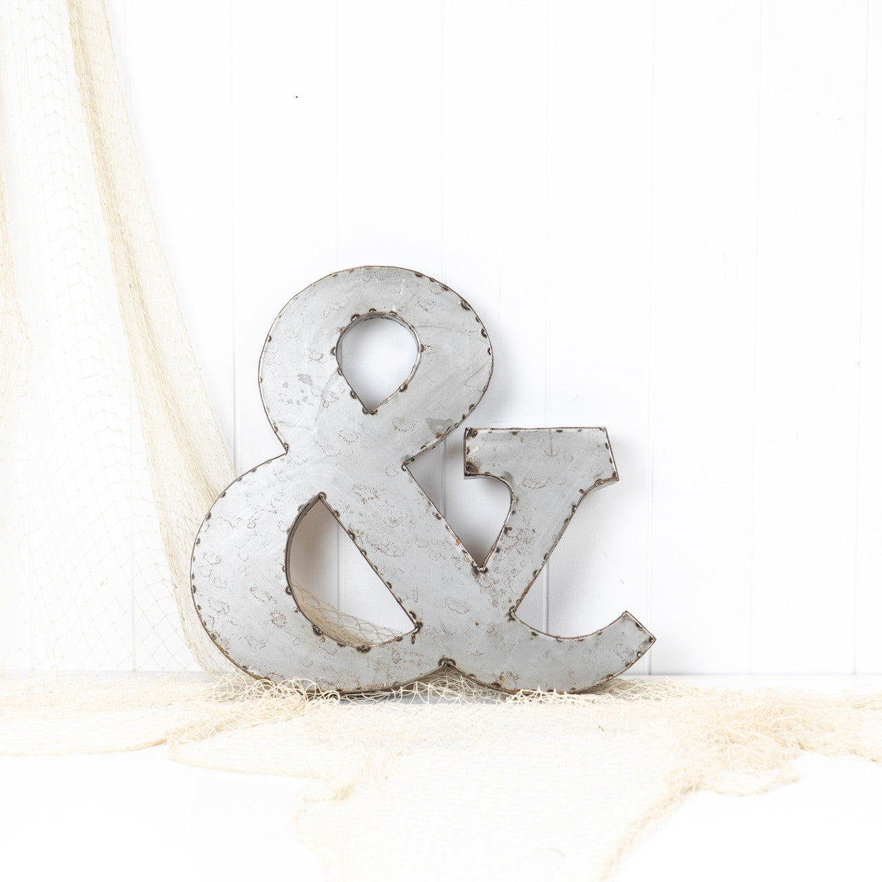 Metal Ampersand #095