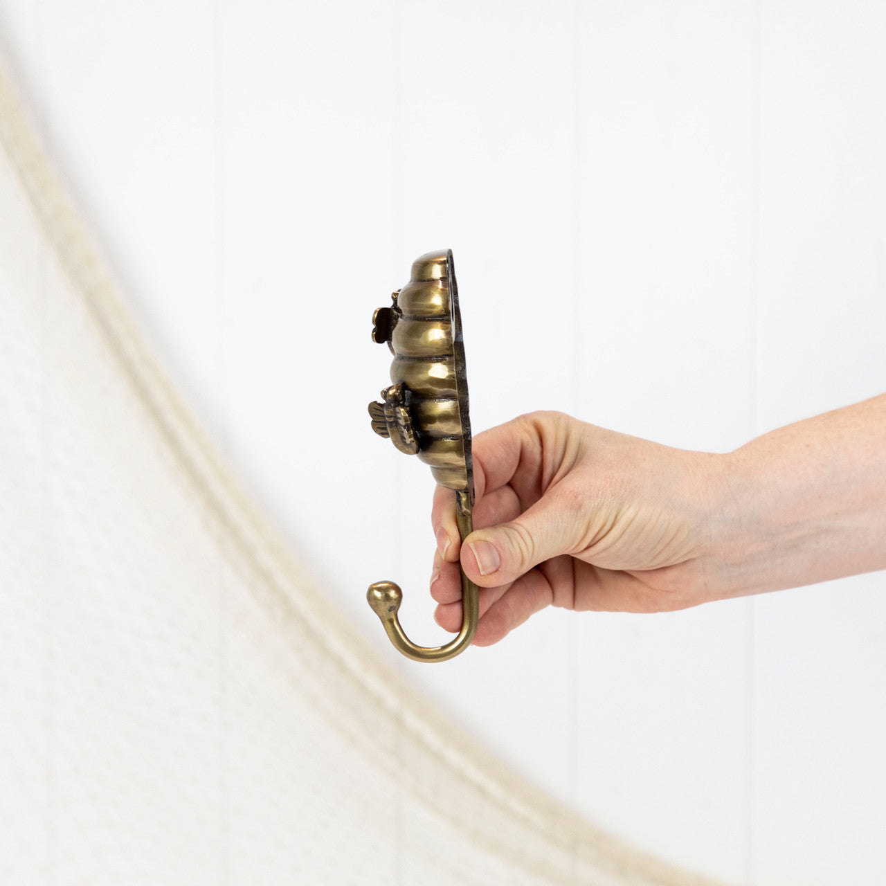 Beehive Hook L #0900