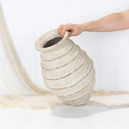 Beehive Pot (L) #670