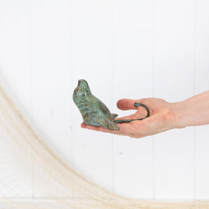Seal Hook #0903