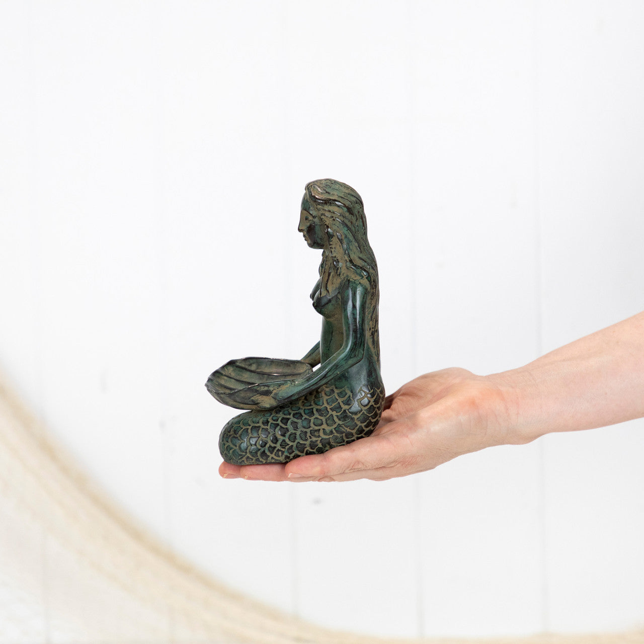 Mermaid (M) - Shell In Lap Dark Green #5815