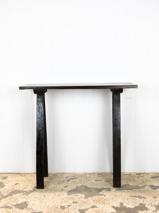 Black Console #5705 *