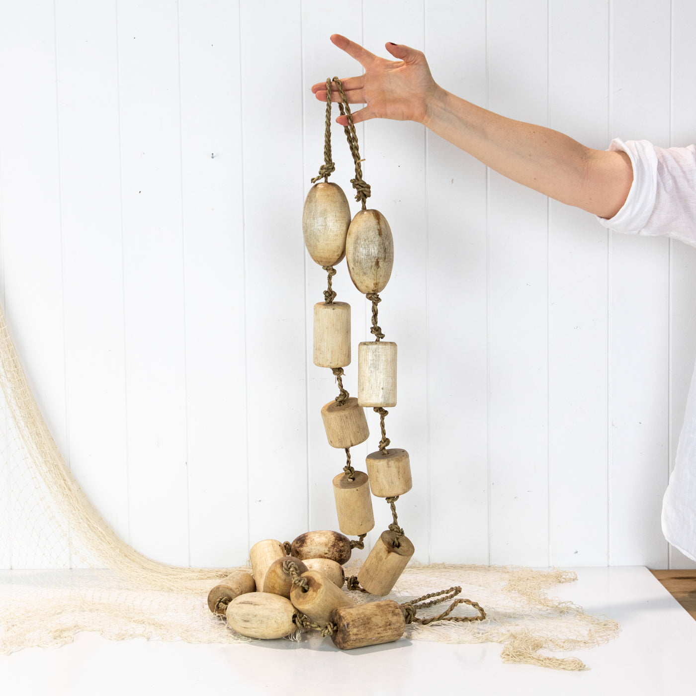 String Of Nusa Buoys - Long #669L