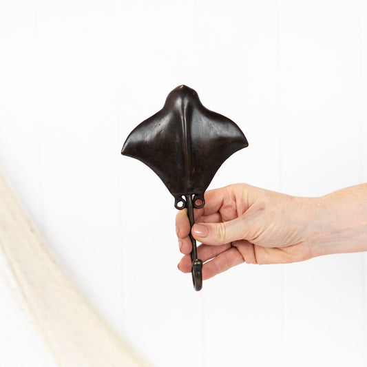 Mantaray Hook - Dark #0285