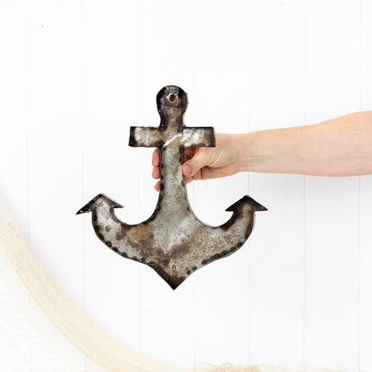 Metal Anchor - Captain White