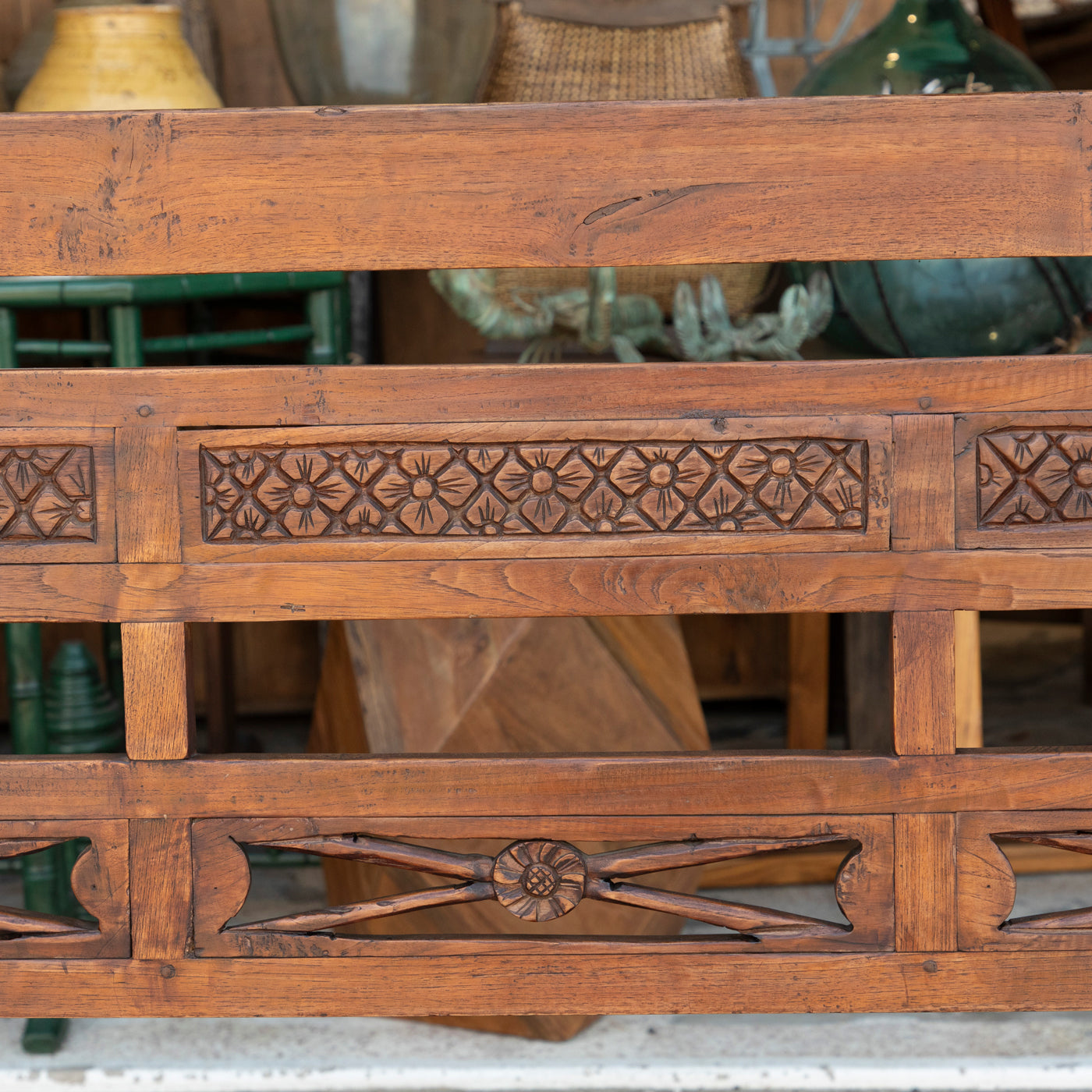 Colonial Bench Seat #6711