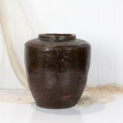 Antique Chinese Pot #6886