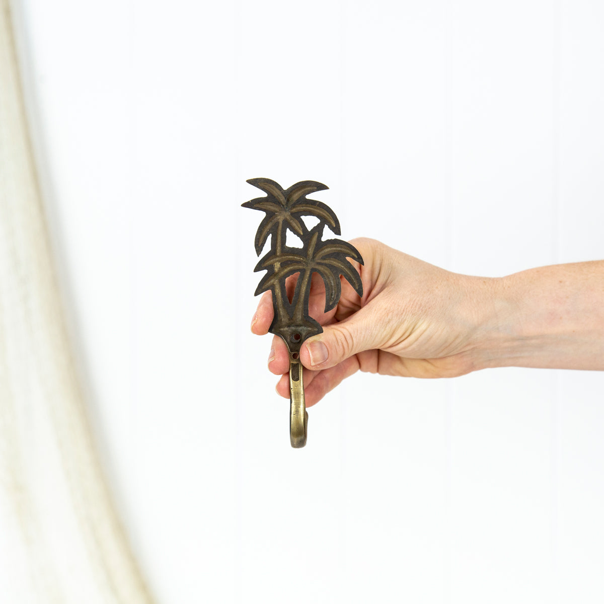Palm Hook Fiji - Brass #0156