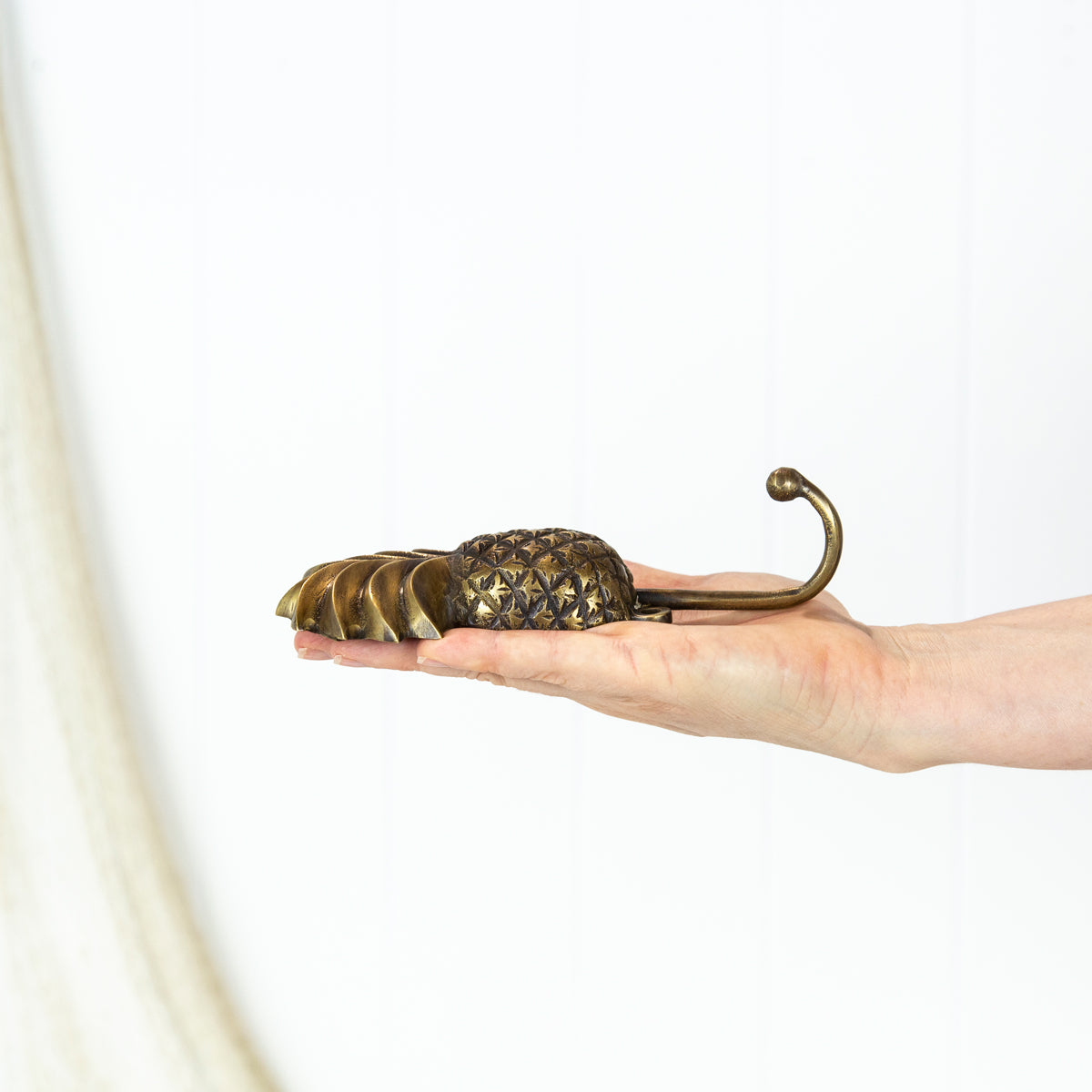 Pineapple Hook - Queen (L) #0262