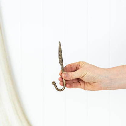 Palm Frond Hook - Dark #0155