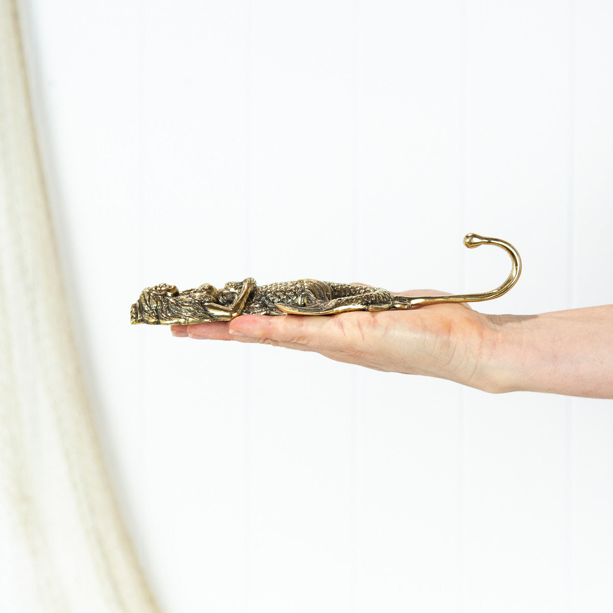 Mermaid Hook With Crown - Shiny #0460