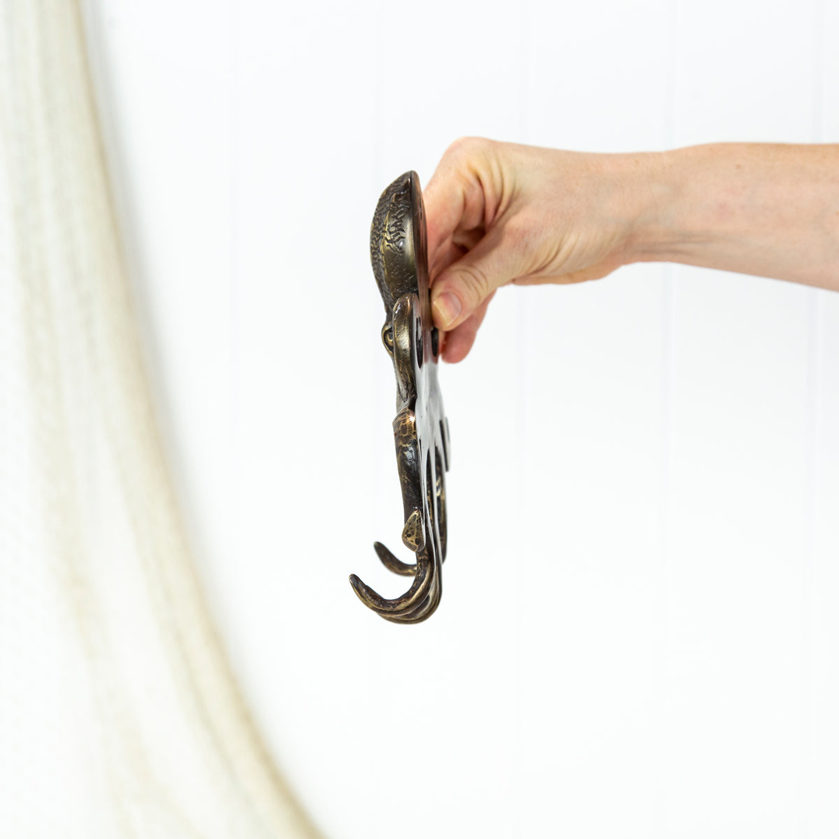 Octopus Hook - Dark #0186D