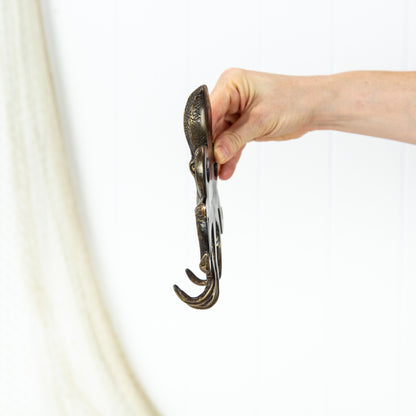Octopus Hook - Dark #0186D