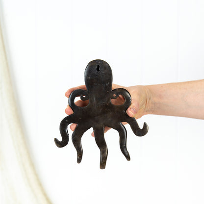 Octopus Hook - Dark #0186D