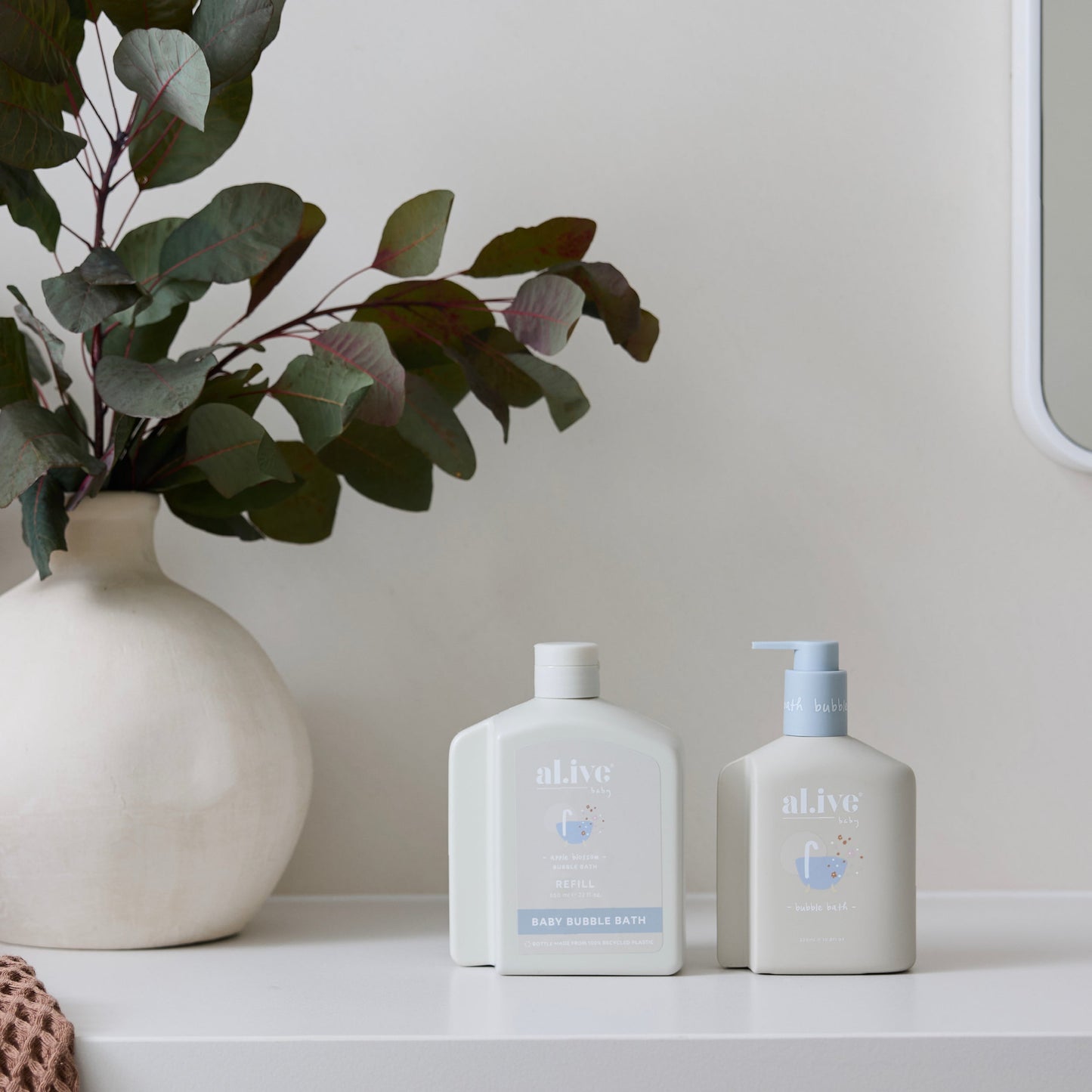 650Ml Bubble Bath Refill - Apple Blossom