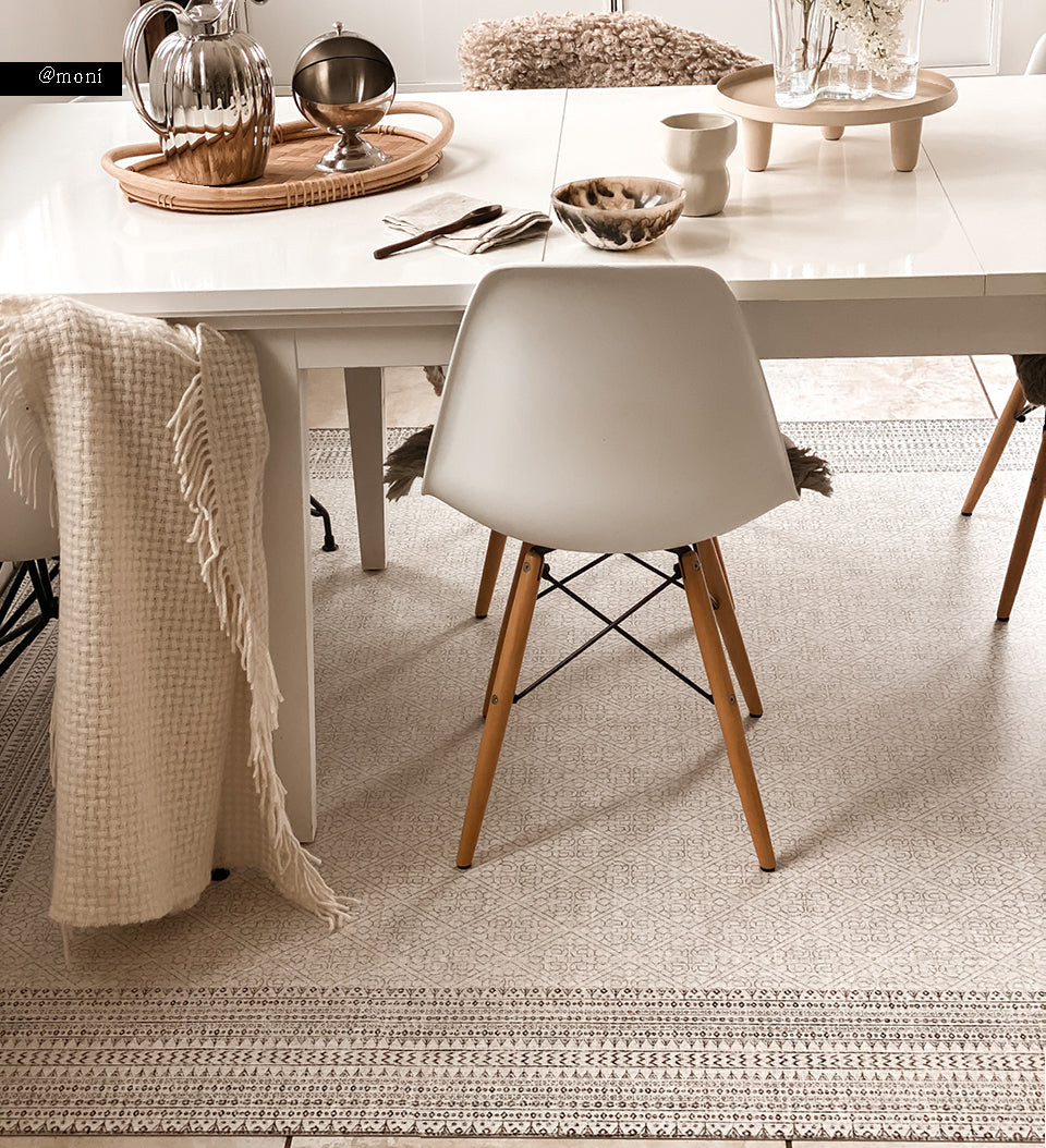 Emilia White Vinyl Rug Alternative Lifestyle