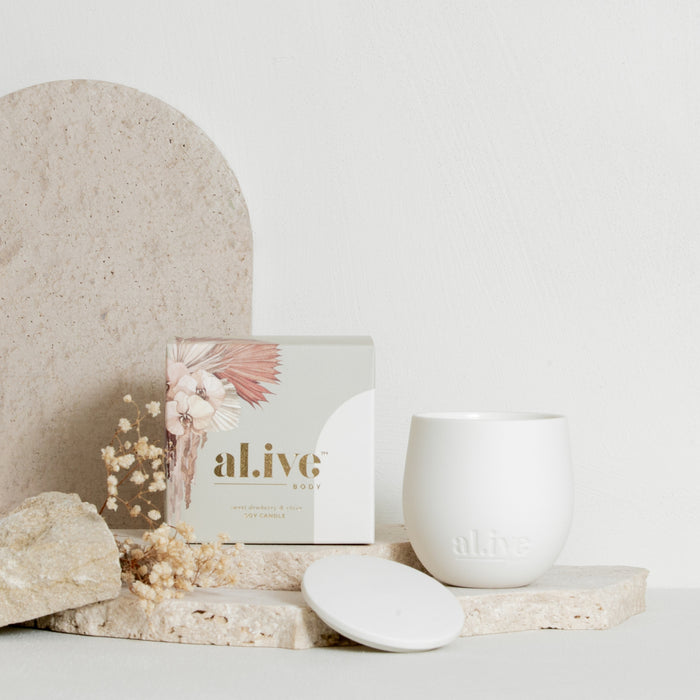 Alive Body Sweet Dewberry & Clove Soy Candle