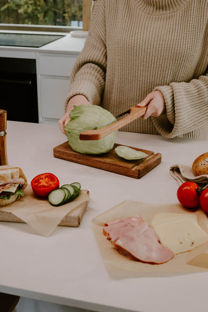 Board and Saw Combo - Detail