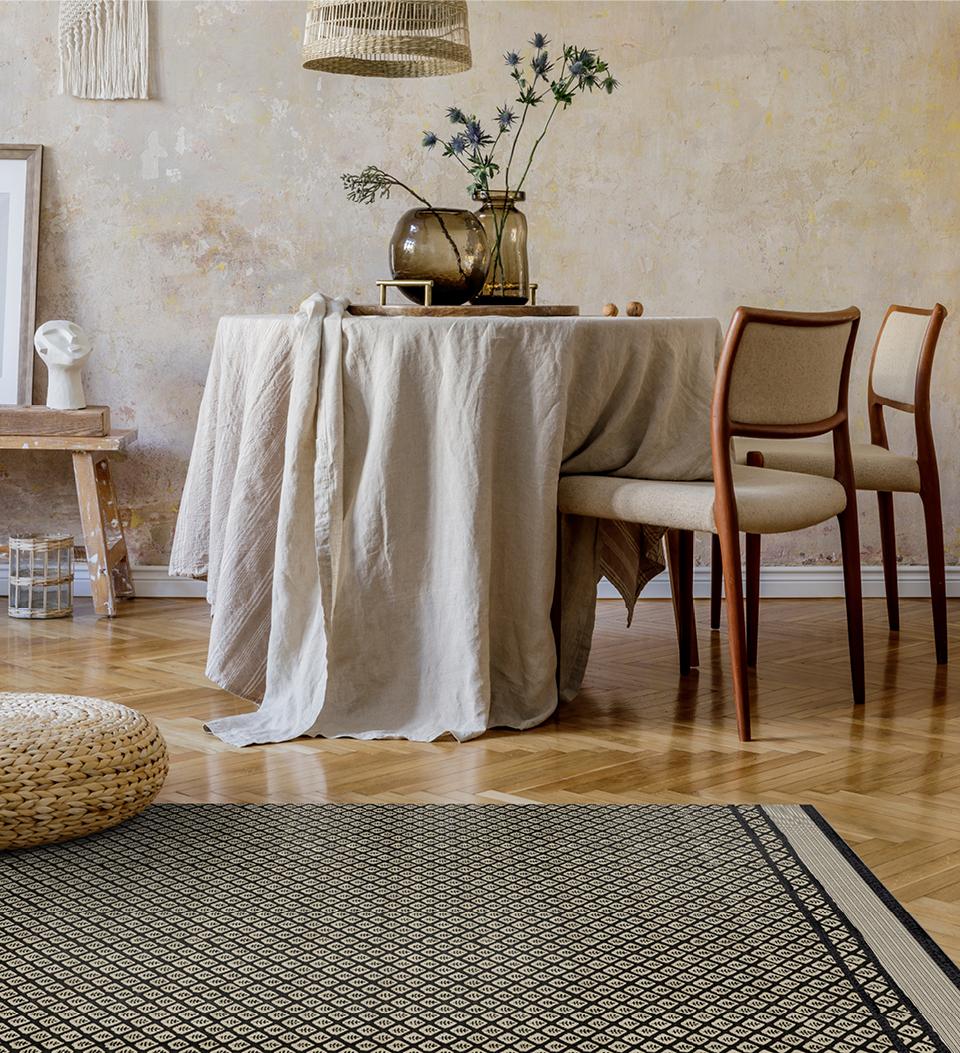 Jaipur Black Vinyl Rug Second Lifestyle