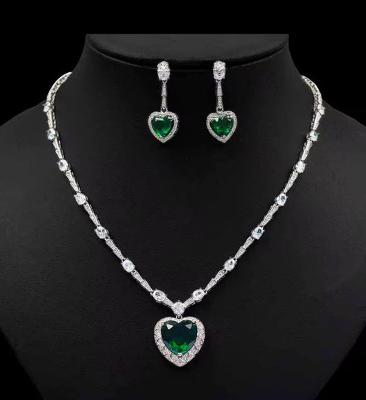 Jcehg Crystal Earring Heart Green Crystal