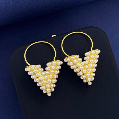 Jgve Gold W/Pearl Studded V Earings