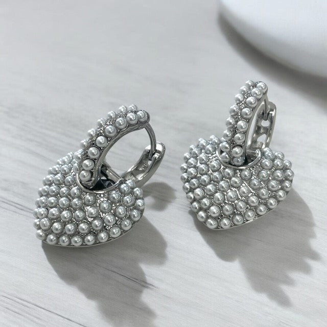 Jpses Pearl Studded Silver Heart Earings