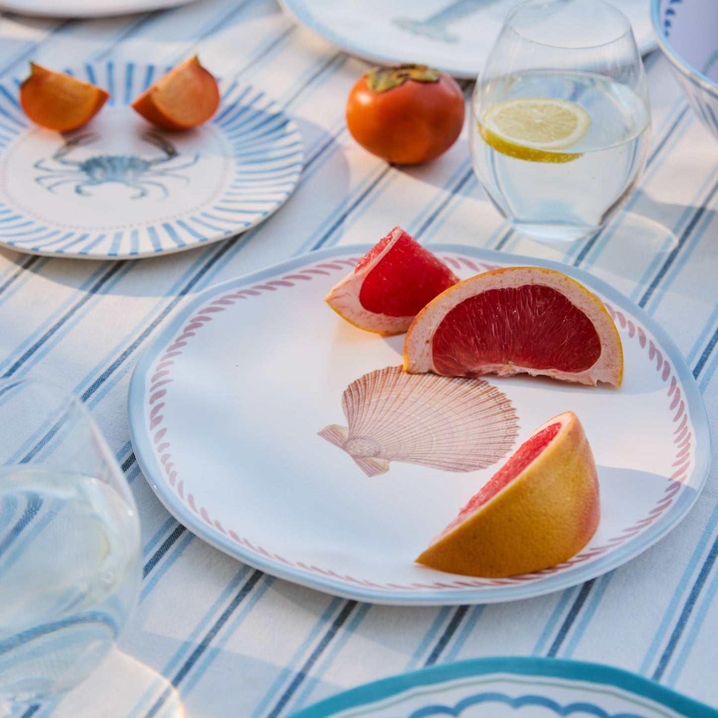 La Mer Shell Melamine Large Plate