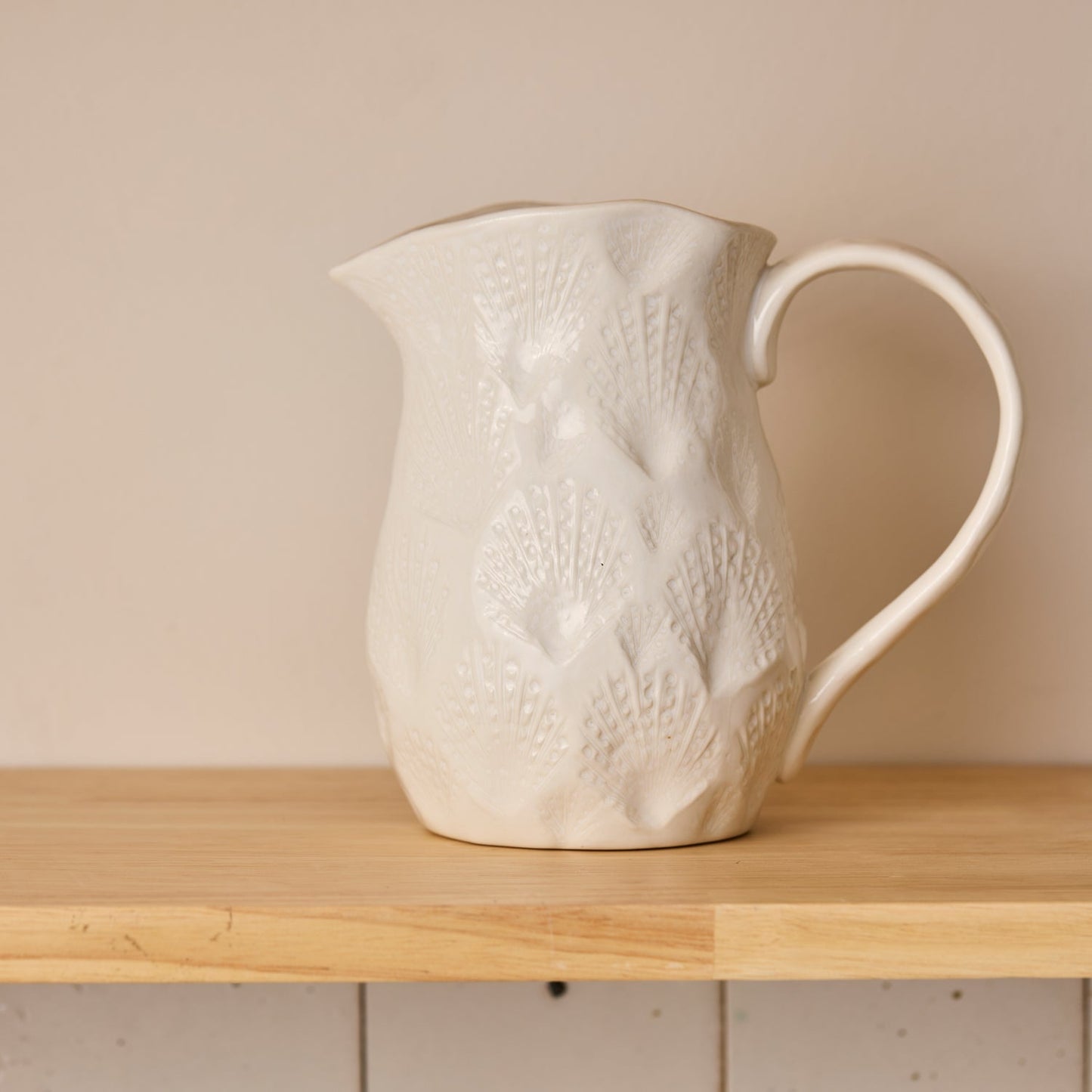 Nautilus White Jug