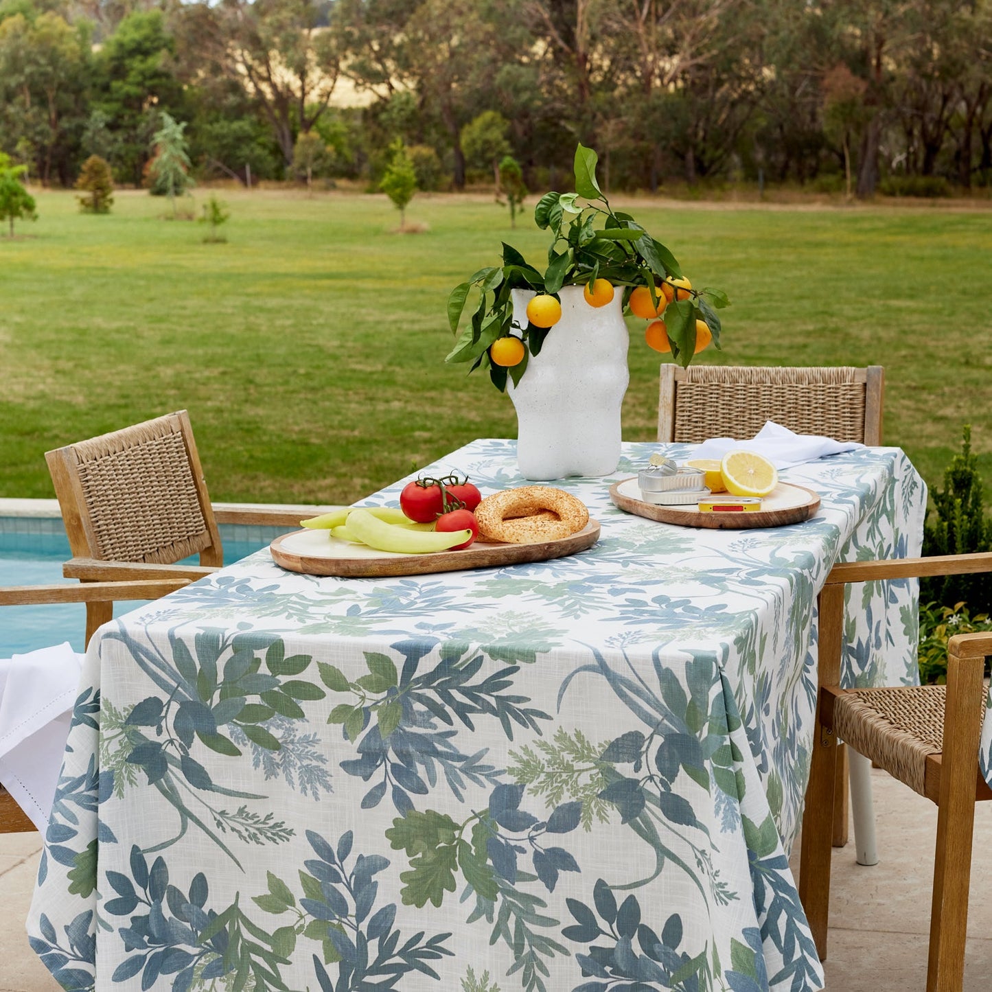 Naree Seafoam Tablecloth